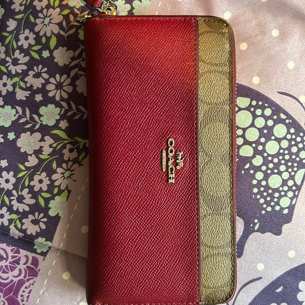 Coach wallet
